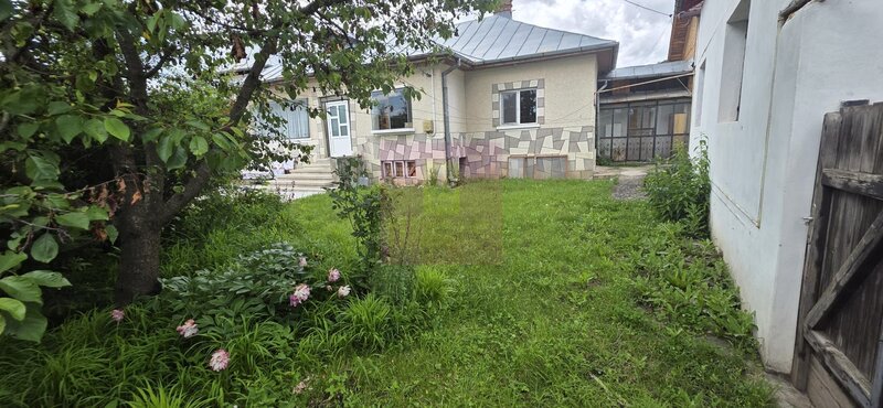 Casa cu 5 camere de vanzare in Breaza