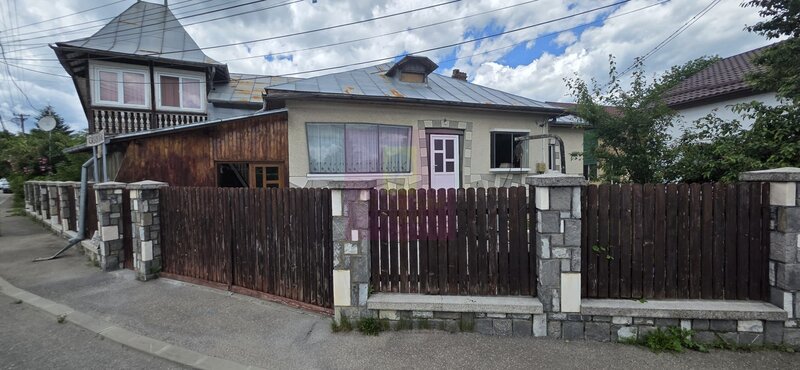 Casa cu 5 camere de vanzare in Breaza